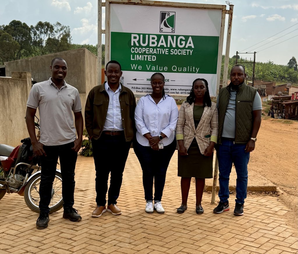 MsBrenda_A's tweet image. Spent the day with @CoRubanga Cooperative in Mitoma district. Truly inspiring to see how collective effort, sustainability, and innovation are transforming coffee farming and improving livelihoods. A model worth learning from. ☕. Proud to work with them under @ITCnews