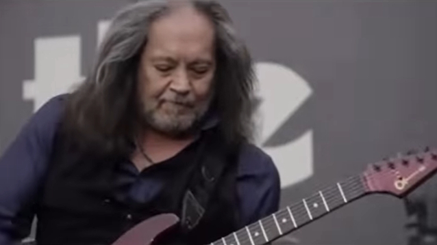 BLABBERMOUTHNET's tweet image. JAKE E. LEE Shares Final Text He Received From OZZY OSBOURNE Two Weeks Ago blabbermouth.net/news/jake-e-le…
