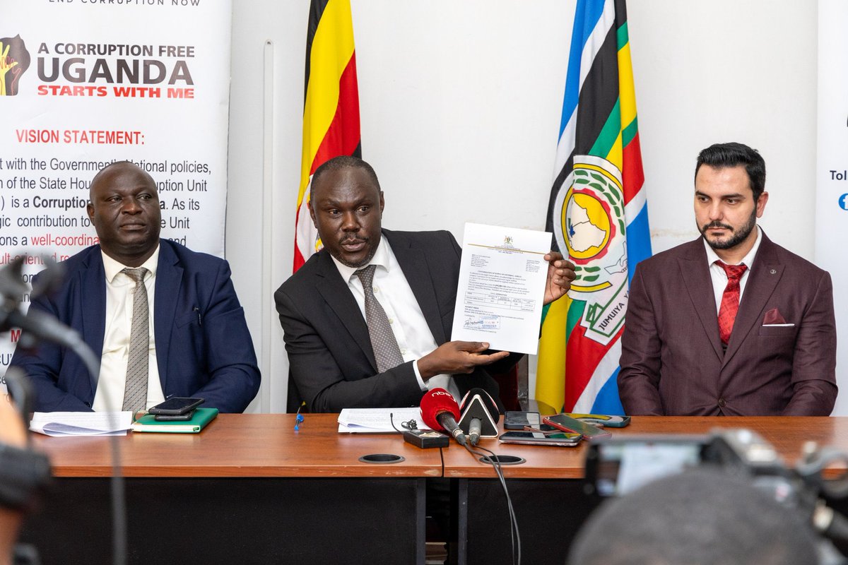 kamukamafredie's tweet image. #ExposeTheCorrupt
In a press briefing held earlier today, the Deputy Head @AntiGraft_SH, Mr Israel Ochwo, informed the media that the Unit successfully intercepted a fraudulent scheme to defraud a Turkish investor, Mr. Furkan Gumran and his company SIRUS BLUE CHEMICAL…