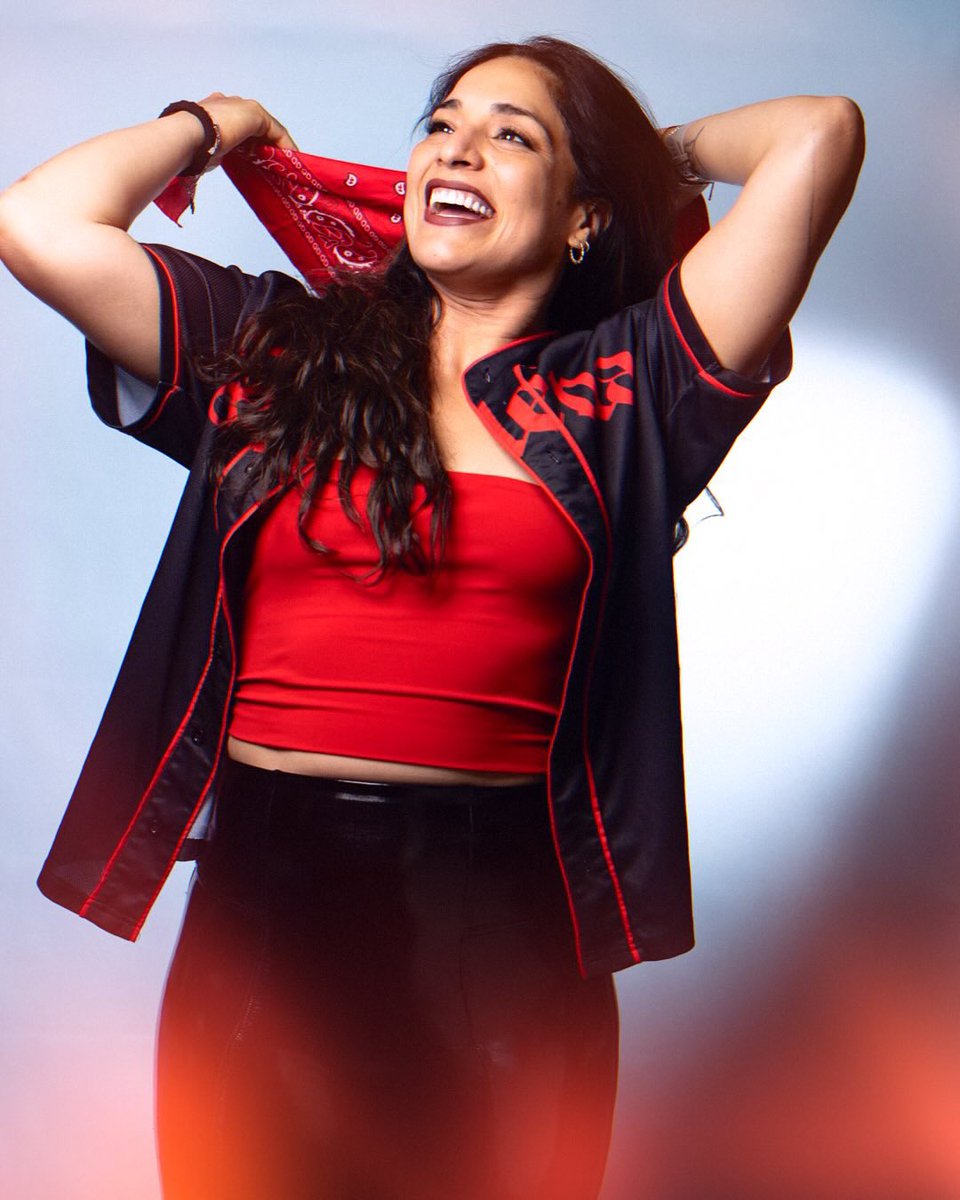 Raquelwalker's tweet image. Bored