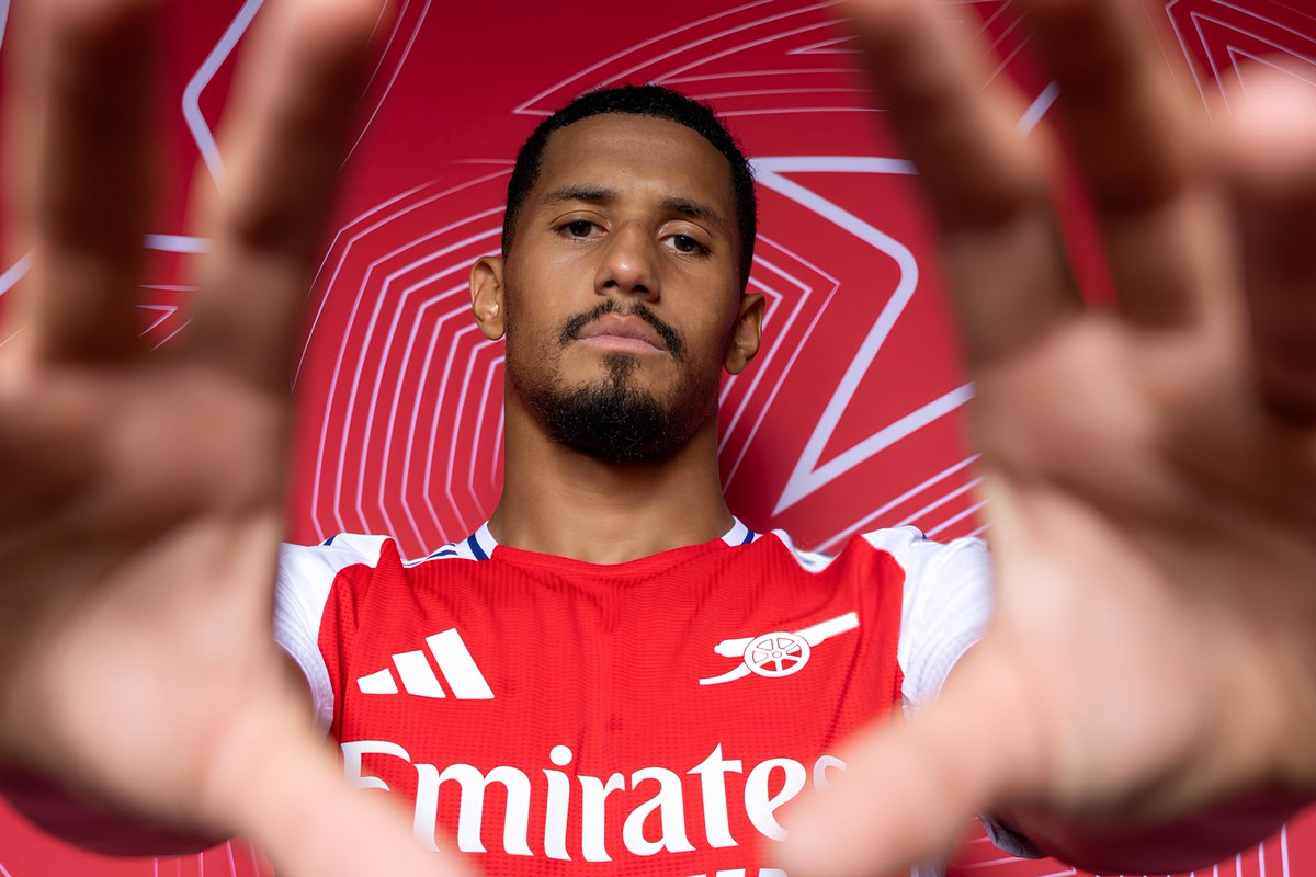 DeadlineDayLive's tweet image. 🚨 William Saliba is ready to make a financial effort to join Real Madrid. 🤍
The Spanish club would rather wait until next summer to make a move, when the Frenchman enters the final year of his Arsenal contract. ⏳
(Source: @marca)