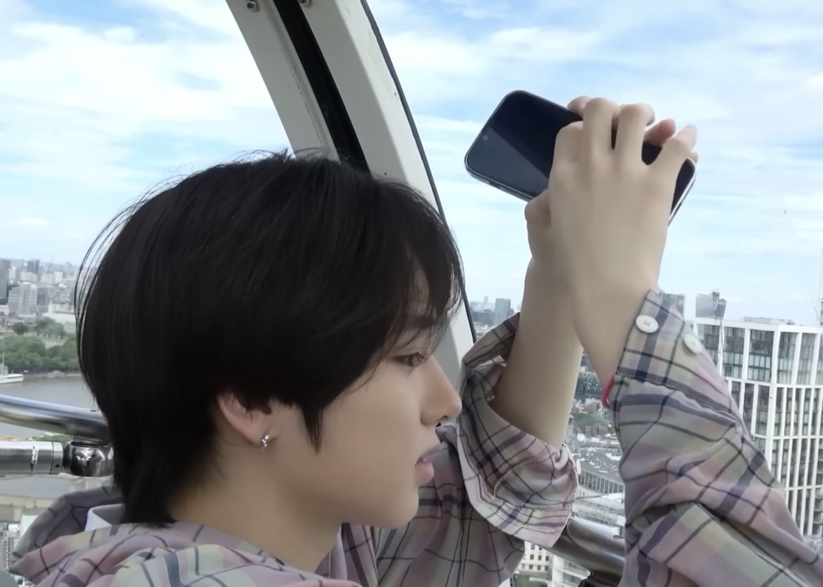 สุภาพบุรุษแกสบี้ tweet media