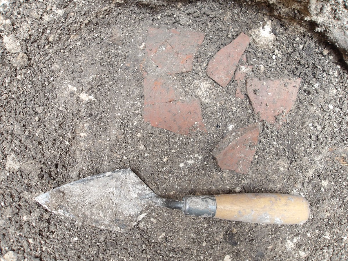 OfficialAlamo's tweet image. Alamo Church archaeology update!
The presence of mortar and plaster, mule shoes, nails/hardware, brick, and European earthenware ceramic in EU-31 indicates the deposit post-dates the mission period.
Several Valero Red Painted sherds in situ were found. bit.ly/44Mqk8E