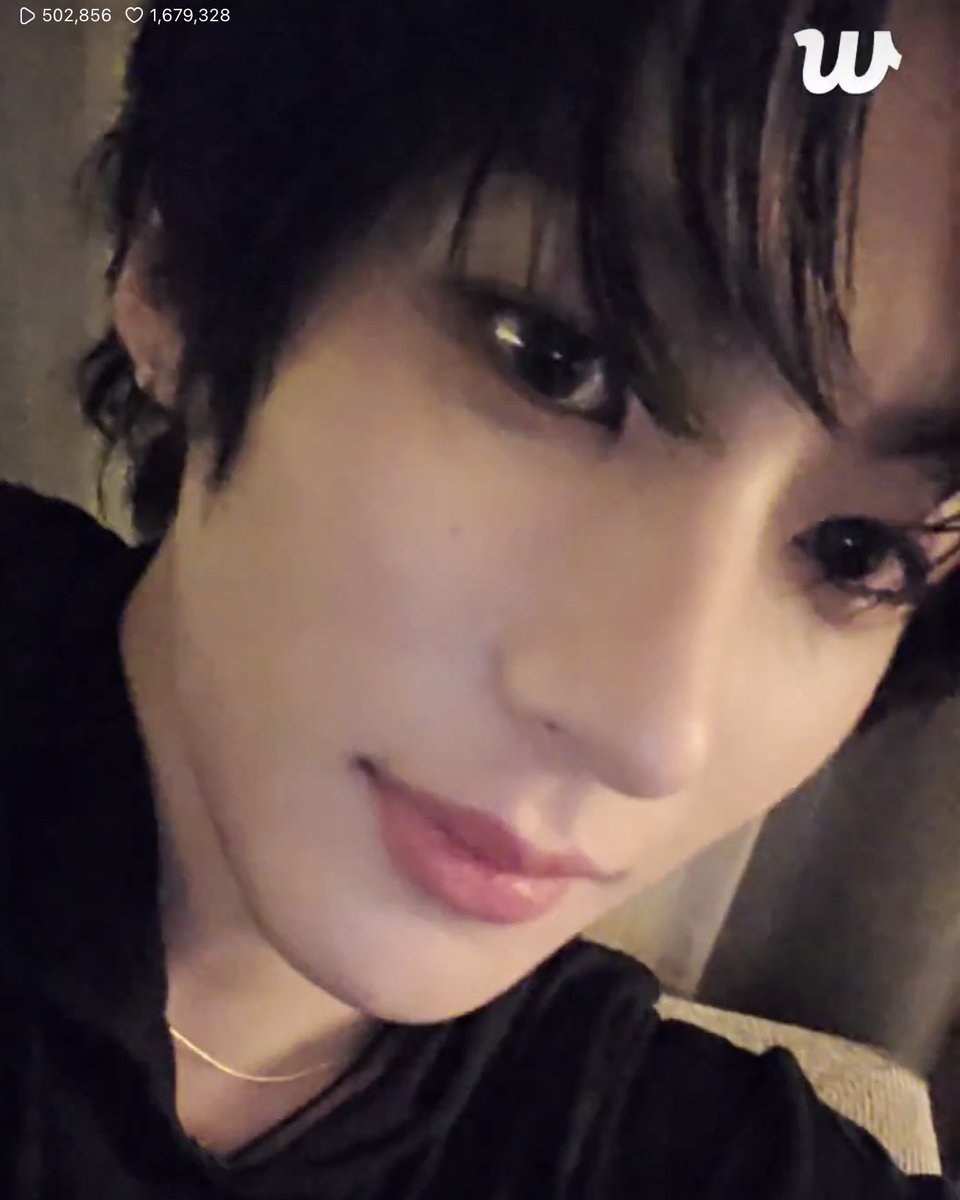 NOTNA_123's tweet image. 인정할게요 저 얼빠인 거 같슴다.
ㄴ누가모르는데요그거
