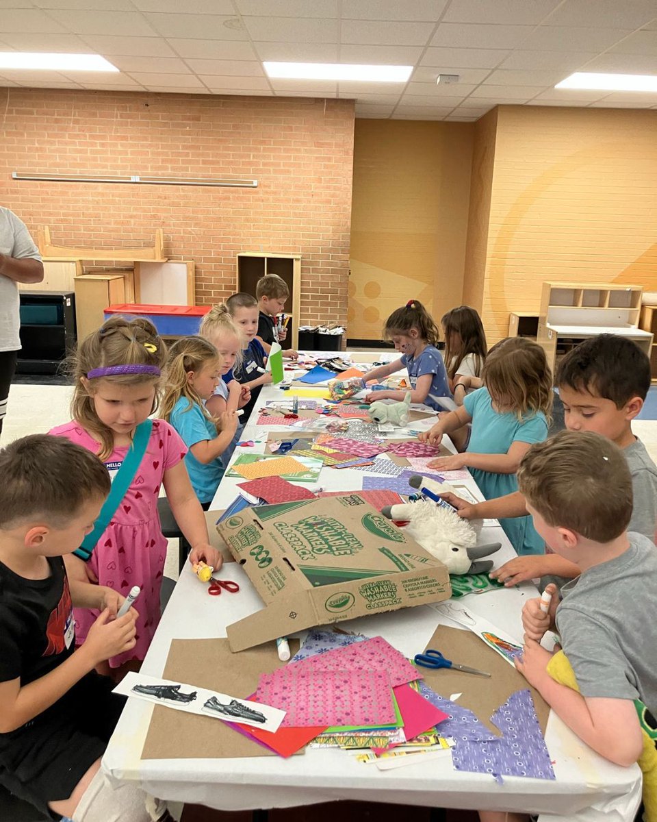 AlphaBEST Education tweet media