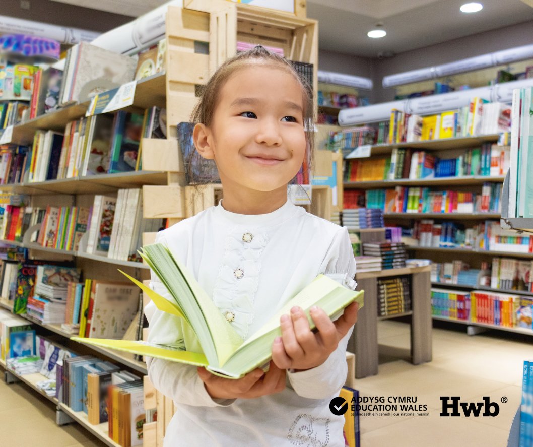 LlC_Addysg's tweet image. Gwnewch ddarllen yn rhan annatod o arfer eich teulu.
Ewch i'ch llyfrgell leol, archwilio BorrowBox am lyfrau ar-lein am ddim, neu darganfyddwch argymhellion Canllaw Llyfrau Gwych Cymru.
Gweler Rhagor o awgrymiadau yn ein canllaw i rieni:
hwb.gov.wales/repository/res…
#Adnodd