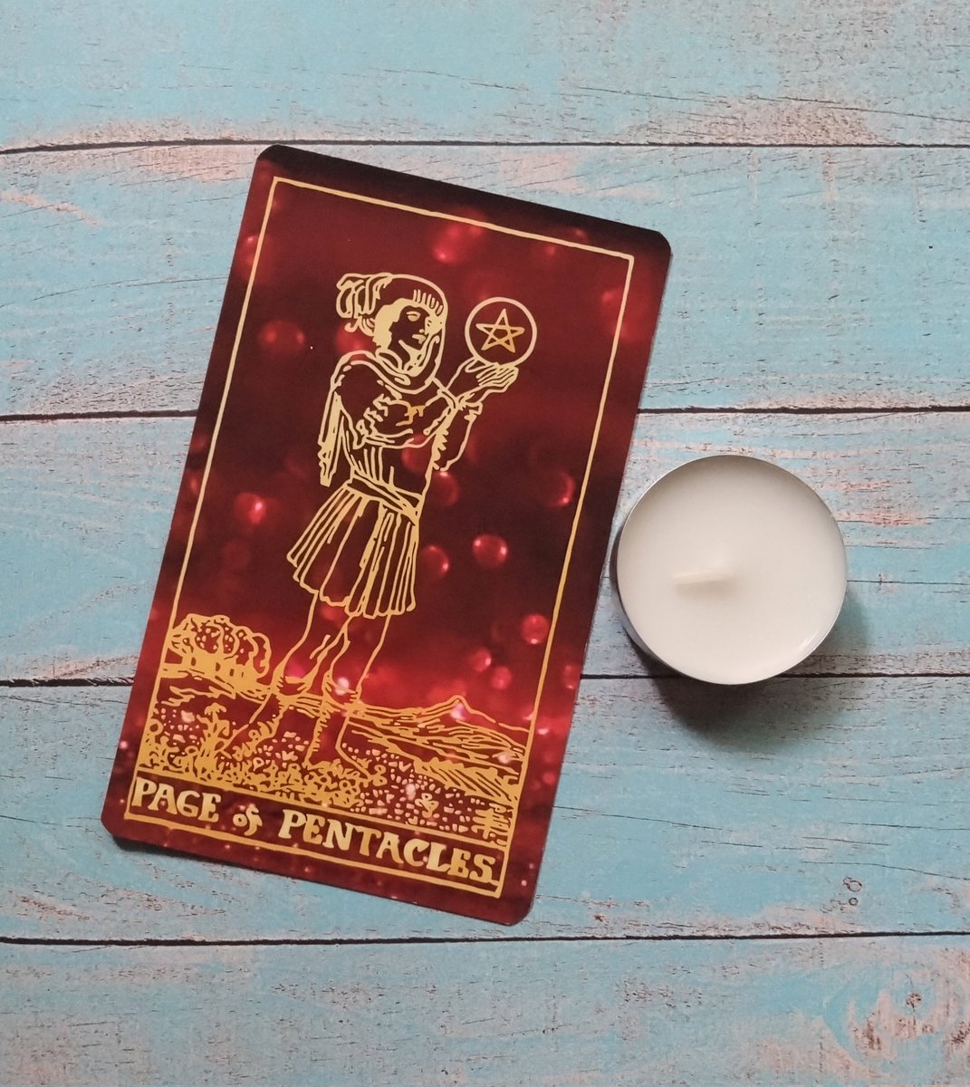 Nwizcrafts's tweet image. #DailyTarot Page of Pentacles - Whether big or small, be open to guidance and opportunities. Follow your intuition as you pass through life. If it's too good to be true, it normally is, as they say. But remember you hold the magic. Feel infused with it and make things happen.