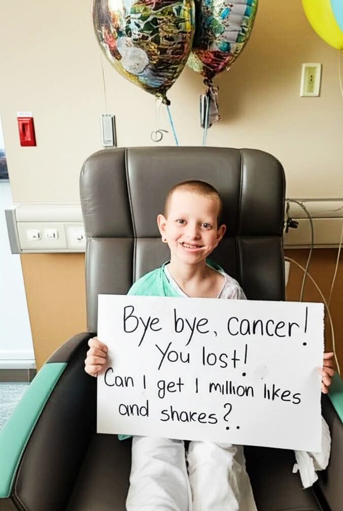 HiraParvee85540's tweet image. 🎉 The battle is won — this brave warrior is officially cancer-free! 💪✨
