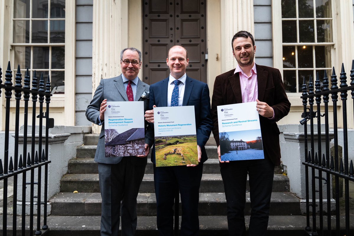 CommunitiesNI's tweet image. Minister @GordonLyons1 has launched the Northern Ireland Historic Environment Fund while at @UlsterAHS.

Find out more:

🔗 communities-ni.gov.uk/news/communiti…