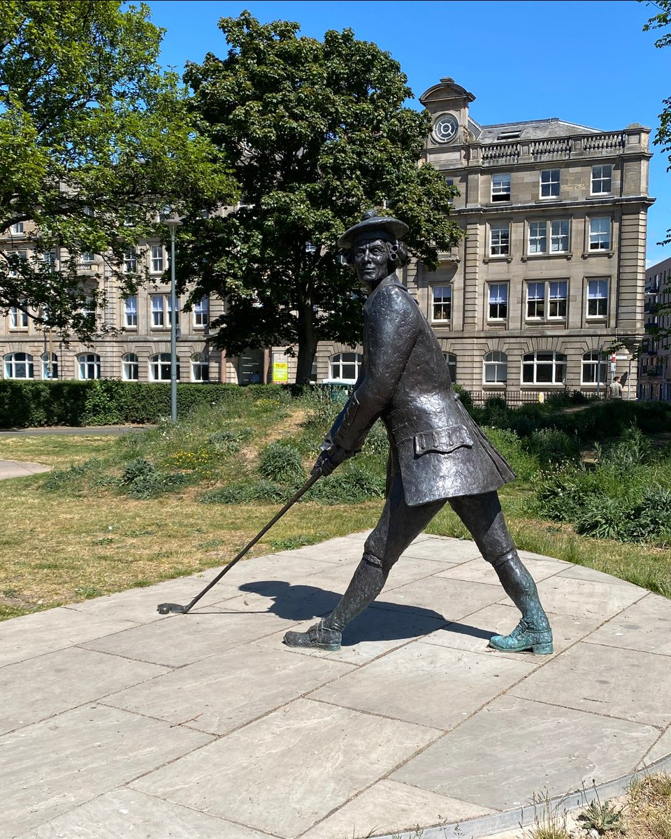 edinburgh's tweet image. Standing on Leith Links, the John Rattray Statue was commissioned by Leith Rules Golf Society in 2018 and designed by sculptor David Annand. 

The freestanding bronze sculpture recognises Rattray - a surgeon, jacobite and golfer who was signatory to the first recorded Rules of…