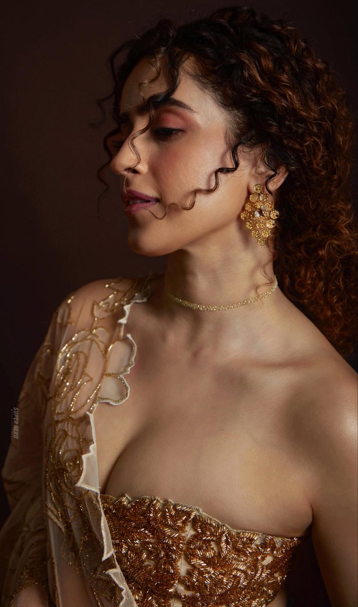 GwjYXBaWYAAFR8z?format=jpg&name=medium