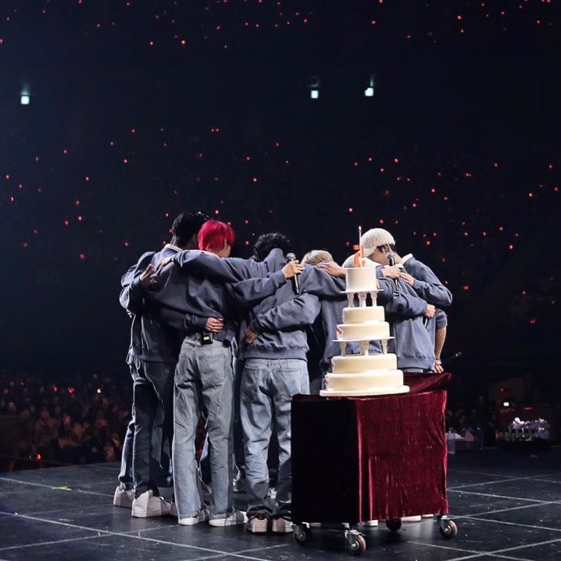 jikyuwuz's tweet photo. the boyz members as one direction songs; a thread for all my directiobis ✧･ﾟ: *✧･ﾟ:* https://t.co/O9TN1kt1ra