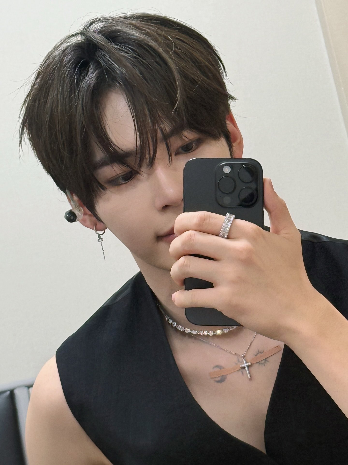 セール中…ハ・ソンウン直筆サイン入り超 大型写真…Ha Sung Woon ハ・ソンウン直筆サイン入り超大型写真… Ha Sung Woon