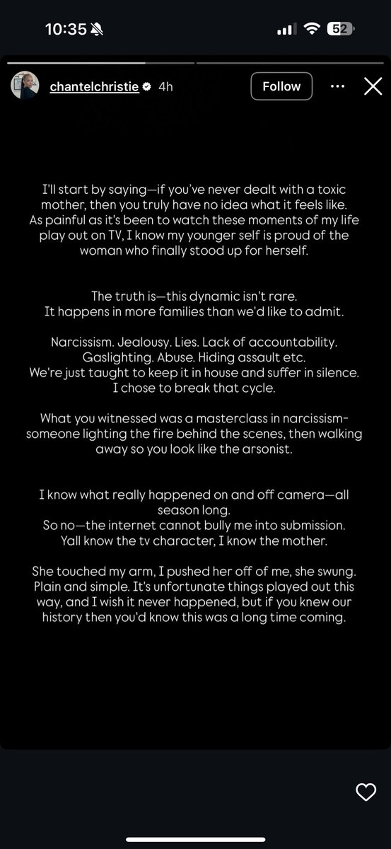 Stacey_monamour's tweet image. She still fighting🤦🏾♀️, and for someone to be so mad at her parents...why is she still carrying thier last name and she's married 🤔#BasketballWives