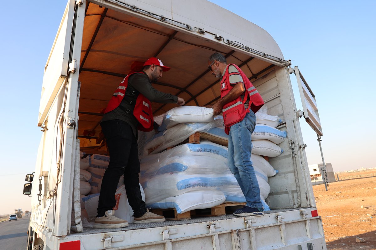 QNA_French's tweet image. Une nouvelle caravane d’aide qatarie entre dans le sud de la #Syrie pour soutenir les boulangeries locales
#Qatar #QNA
ow.ly/p6Us50Wu5oV