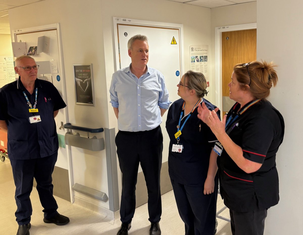 CPFT_NHS's tweet image. Great to welcome Ben Jupp from NHS England to CPFT today! π
He toured Peterborough centres & joined a roundtable with senior AHPs including former CPFT colleagues Rachel Wakefield & Poonam Hyland.
We're proud to showcase the amazing rehab work across our services!π