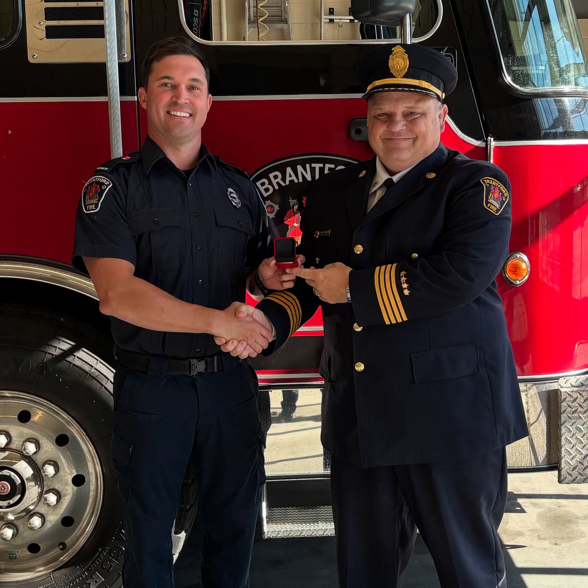 Brantford Fire Department (@brantfordfire) on Twitter photo Congratulations to Firefighter Phil Stephens on 5 years of service with the Brantford Fire Department!
We thank you for your continued service and dedication to the Brantford community.
<a href="/BrantfordPFFA/">Brantford Fire Fighters</a> Congratulations to Firefighter Phil Stephens on 5 years of service with the Brantford Fire Department!
We thank you for your continued service and dedication to the Brantford community.
<a href="/BrantfordPFFA/">Brantford Fire Fighters</a>