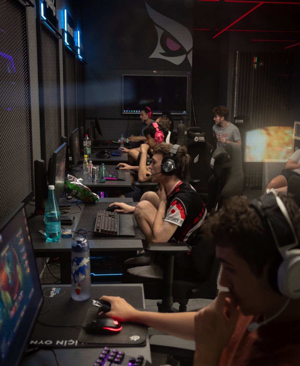 PCSDIV2's tweet image. En direct du bootcamp à Istanbul, le groupe vit bien ! 😎
#PCSWIN