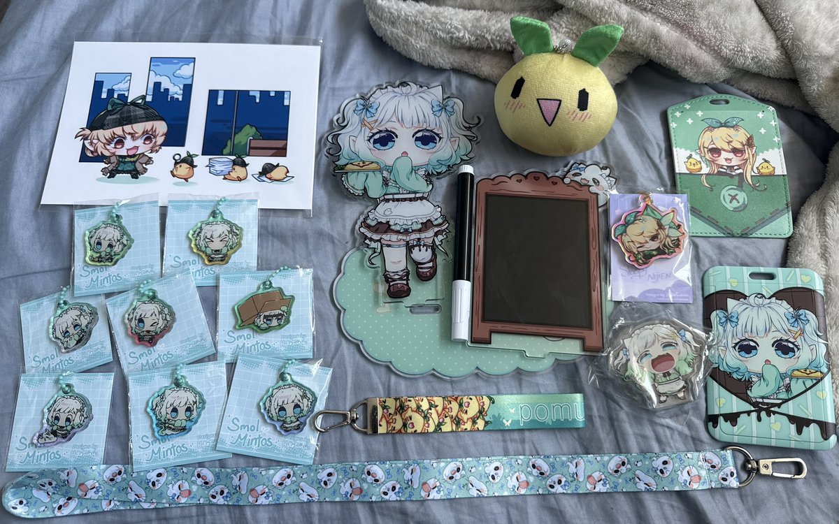 MINTO IN MY MAILBOX!!! Thank you so
much <a href="/hellotwinsies/">Celly & Melly</a> 💚✨

also my favourite nondescript elf~ :3

#mintfantome #Fantography #ミント心霊写真