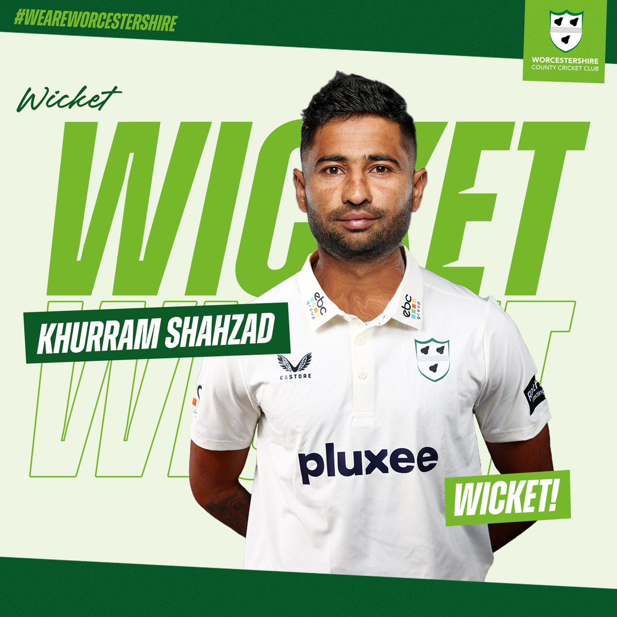 WorcsCCC's tweet image. 𝗪𝗜𝗖𝗞𝗘𝗧 ☝️
FIFER ON DEBUT!!!!! ✋🔥
Warwickshire 151/7 (48.5 overs)