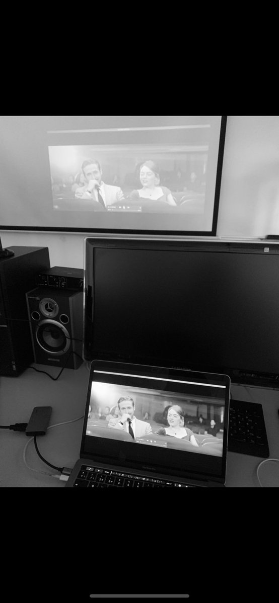 chernandez's tweet image. Séptimo Arte a raudales !!! #Poliwood @TelecoUPV @UPV #MULTI #GTDM @ricardoroman_27 @pauladeltarune @ahorkarme 🚀📻🎥📺📡☎️🖥️💻