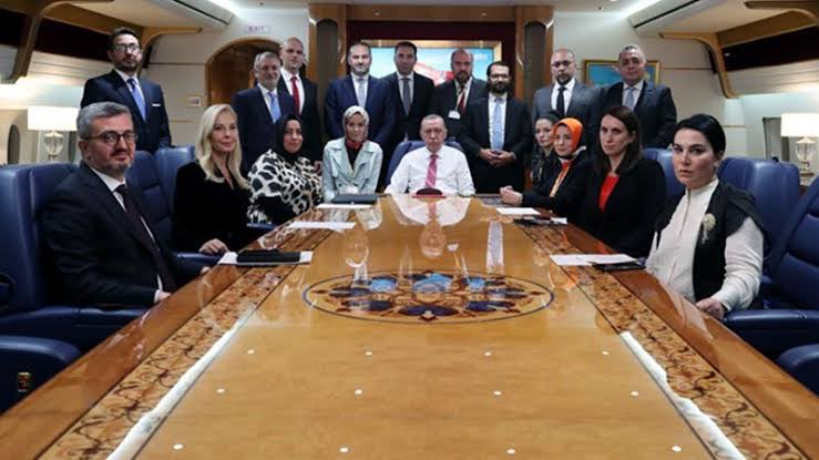 Bizdeki Boeing 747 böyle kullanılıyor. YAZIKLAR OLSUN!