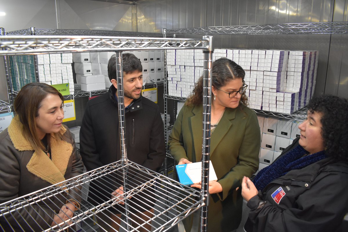 DPRMagallanes's tweet image. 💉 Hoy reforzamos la Campaña de Vacunación e Inmunización Invierno 2025 en Magallanes 🌬️👨👩👧👦
📈 Avanzamos en coberturas y volvemos a hacer el llamado a toda la comunidad: ¡vacunarse es cuidarse, y también cuidar a los demás!👧🏽👴🏽
💪 ¡Sigamos cuidándonos entre todas y todos!