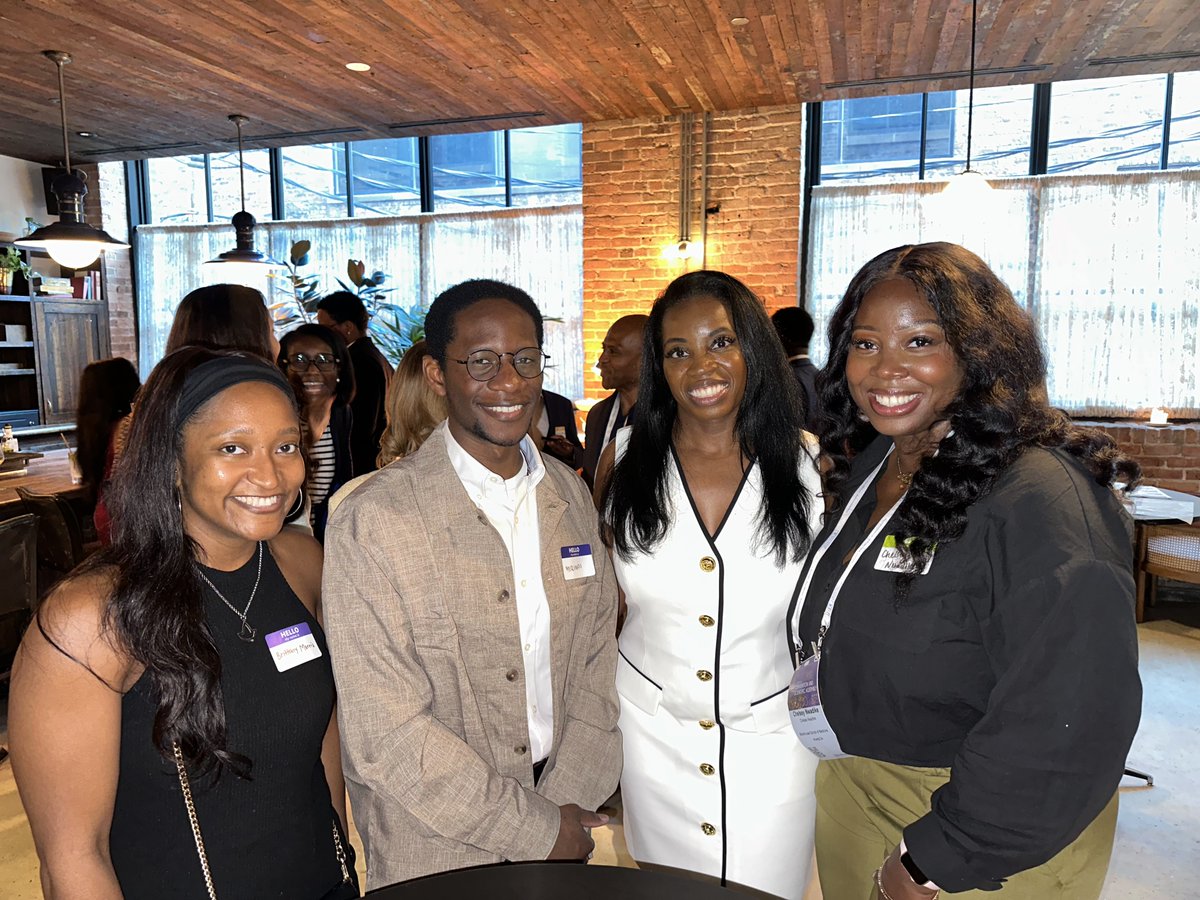 amsobns's tweet image. The energy at our Meeting of the Minds Mixer was unmatched! Thank you to everyone who showed up and showed out—and a special shoutout to Medtronic for sponsoring this event. We welcomed new members, sparked powerful conversations, and strengthened the ASBN network. 🧠…