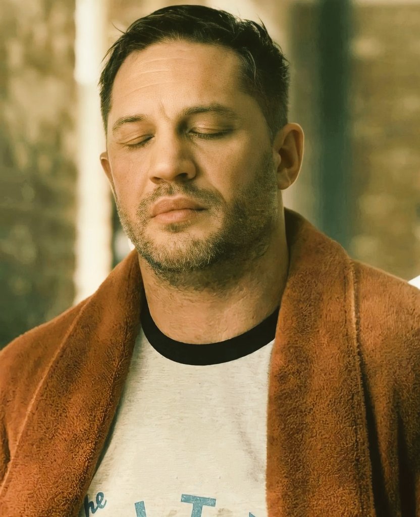 KoRn_Penguin's tweet image. Tom Hardy as Eddie Brock in Venom let there be carnage 💓💓