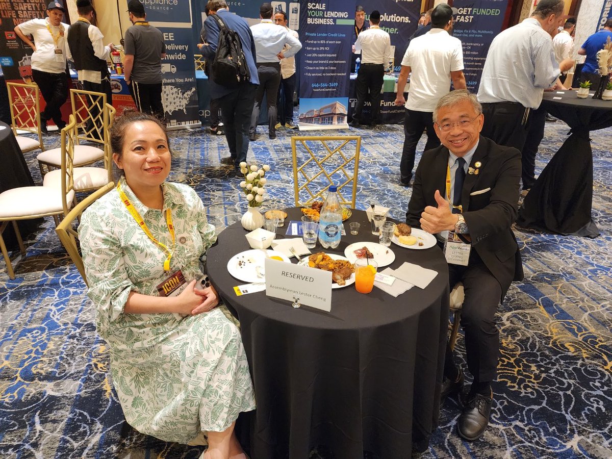 AMLesterChangNY's tweet image. Honored to attend the 8th Annual #JCON and hear directly from real estate professionals about laws impacting their work. Thanks to Meir & Shea for hosting!
