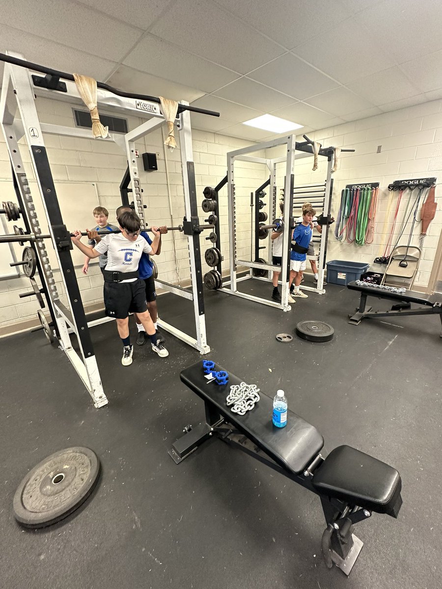 💯Grind #CHMSFootball #WeOverMe <a href="/ChelseaHornets/">Chelsea High School Football</a> <a href="/ChMSHornets/">CHMS-FearTheSwarm</a>