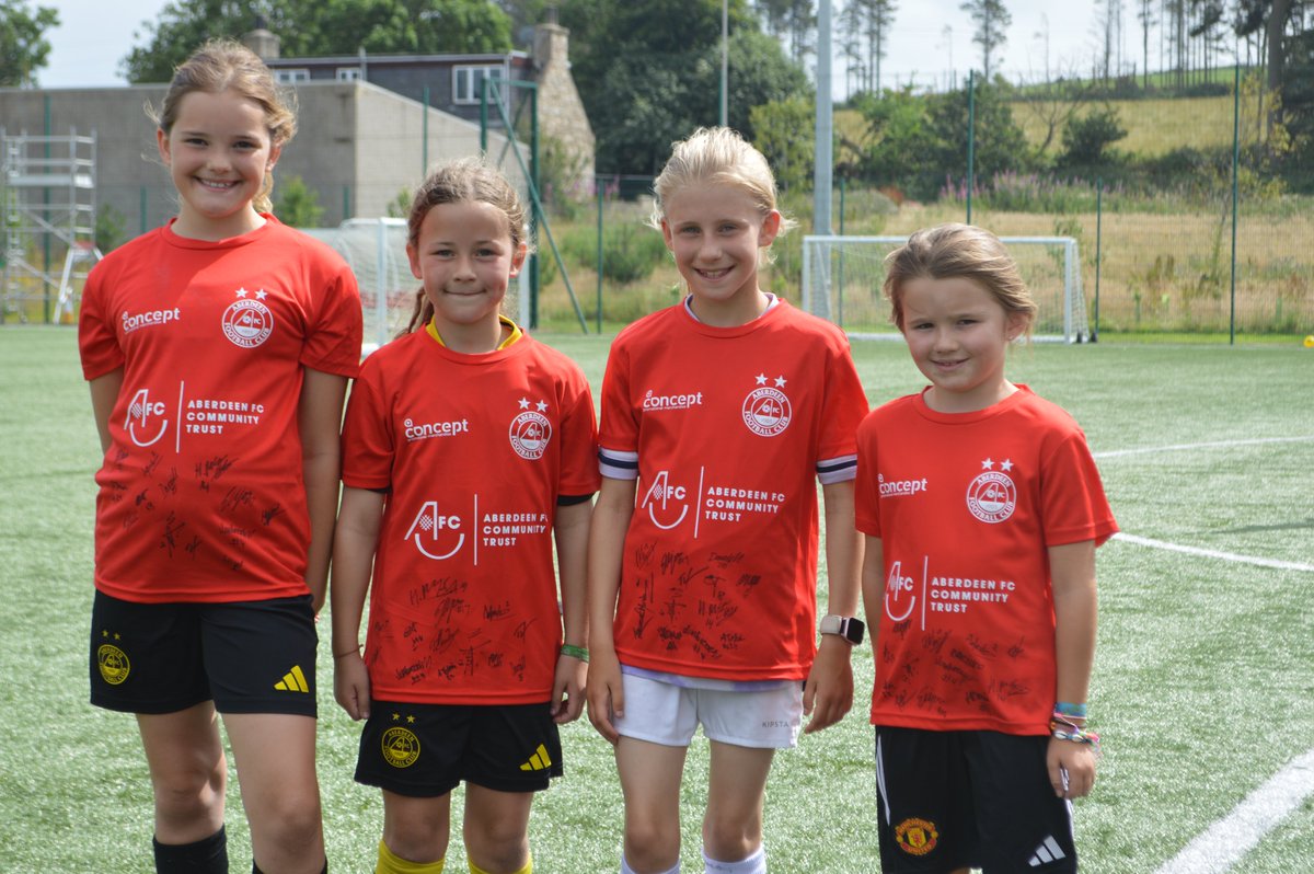 AFCCT's tweet image. 📸 Some snaps from the Aberdeen FC Women's visit!👏