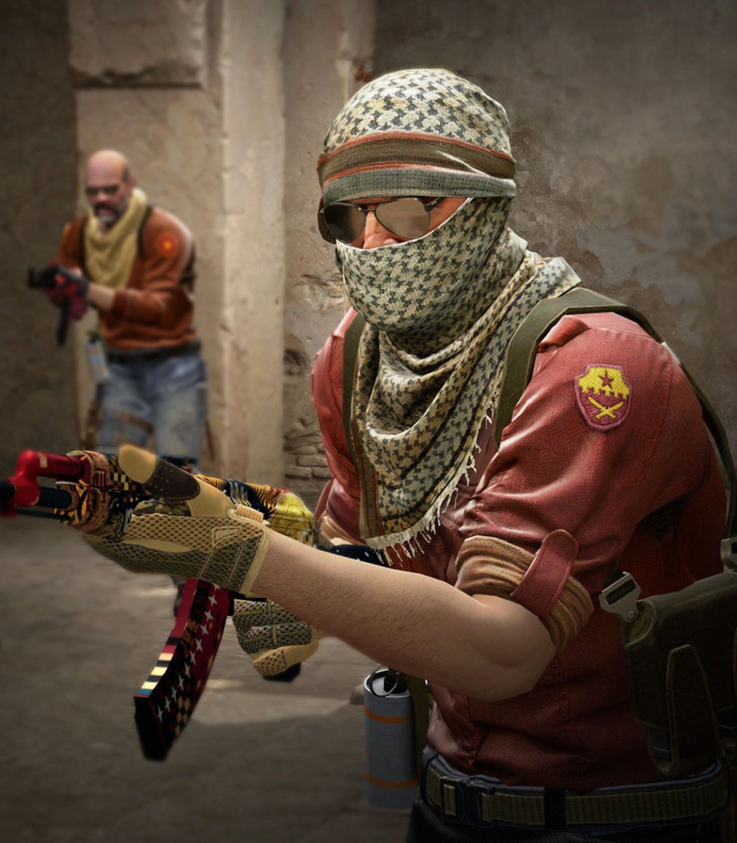 Dexerto's tweet image. Undefeated heavyweight boxing champion Usyk has revealed that he plays Counter-Strike during his training camps before fights