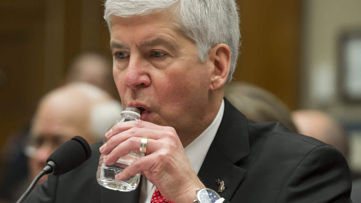 kalamazoo_memes's tweet image. When compared with trumps second term as president, Rick Snyder’s reign as Michigan governor was relatively scandal free!