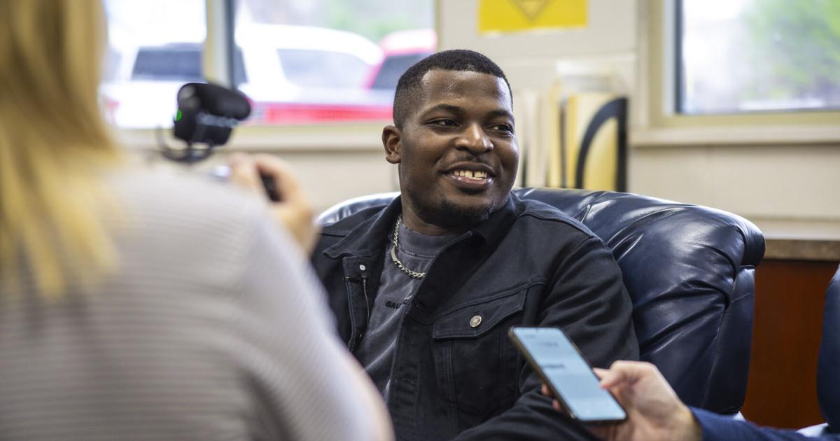 Former Norcross Star Lorenzo Carter Retires from NFL #GwinnettFB bit.ly/4534vjQ