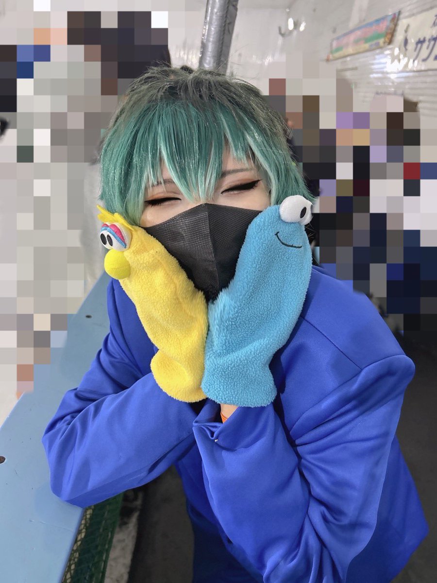 ⚠︎cos⚠︎

手袋可愛いやろ🧤