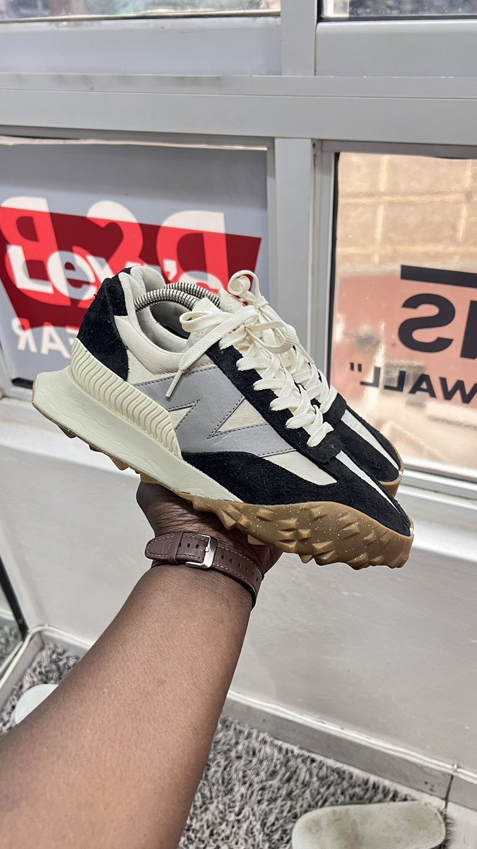 FwisaNation's tweet photo. New Balance Thread💯.

New Balance Xc72 Uk 6.5
New Balance 327 Uk 7.5
New Balance 515 Uk 9
New Balance 327 Uk 6.5

Dm/App/Call 0759495130
Price @3500 https://t.co/mygB5TCUnm