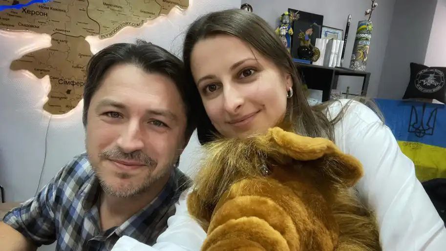YURDOS555's tweet image. Анна Гвоздяр стає новим заступником Міністра оборони.
Гвоздяр була замом Сметаніна, а до цього працювала директором фонду Притули.
Зелений ліфт працює