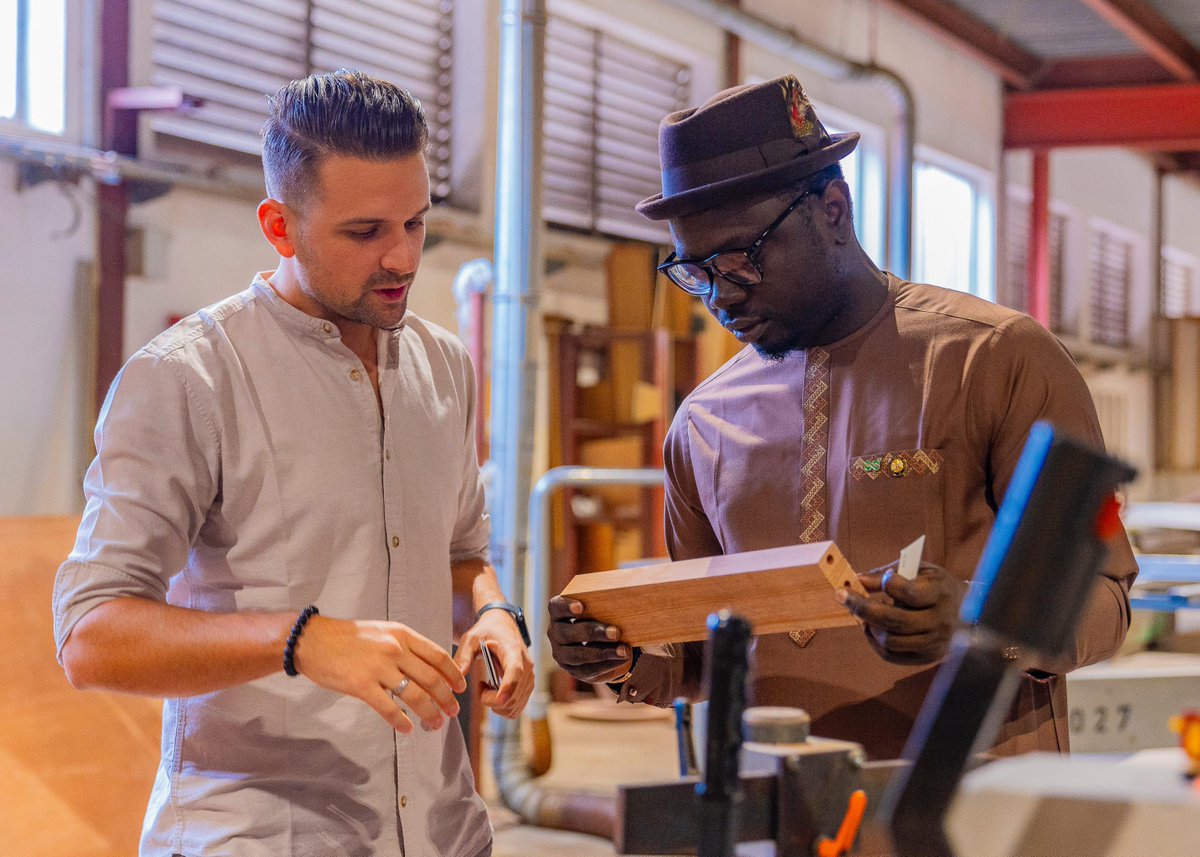 ayowisdom_'s tweet image. Today, I had the pleasure of visiting the Furniture Business Unit (AFP) of Julius Berger Nigeria Plc, following an invitation from the General Manager, Mr. Oliver Cohnen.
I was warmly received by the Assistant General Manager, Mr. Brommer; the Finance Manager, Mr. Jamiu; and the…