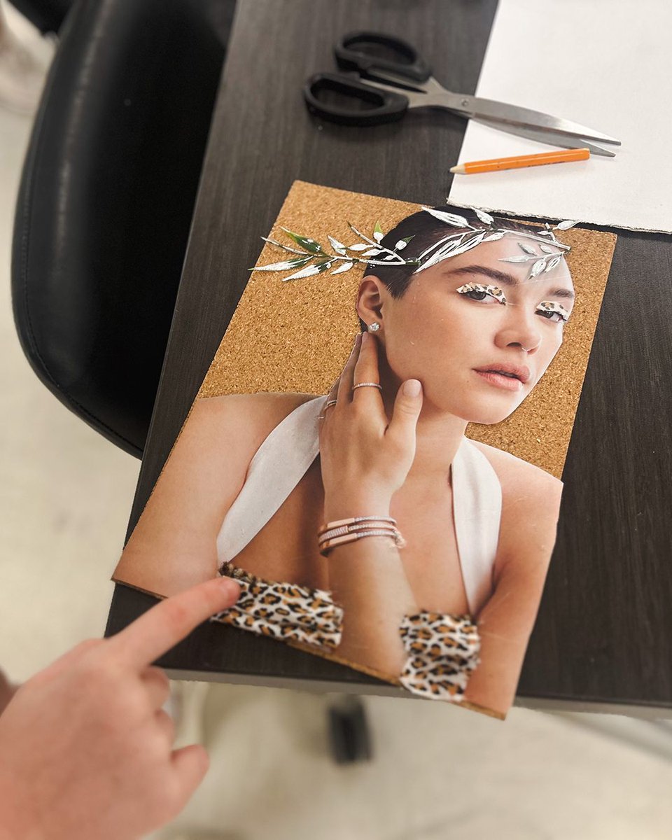 londonlibrary's tweet image. Teens turned scraps into epic collages! 🔥
Check out the creativity! There are 3 more sessions of our free Fashion Collage workshops with artist Molly Grundy coming up. Don’t sleep on this one.
Register here: buff.ly/Q8zIhCY