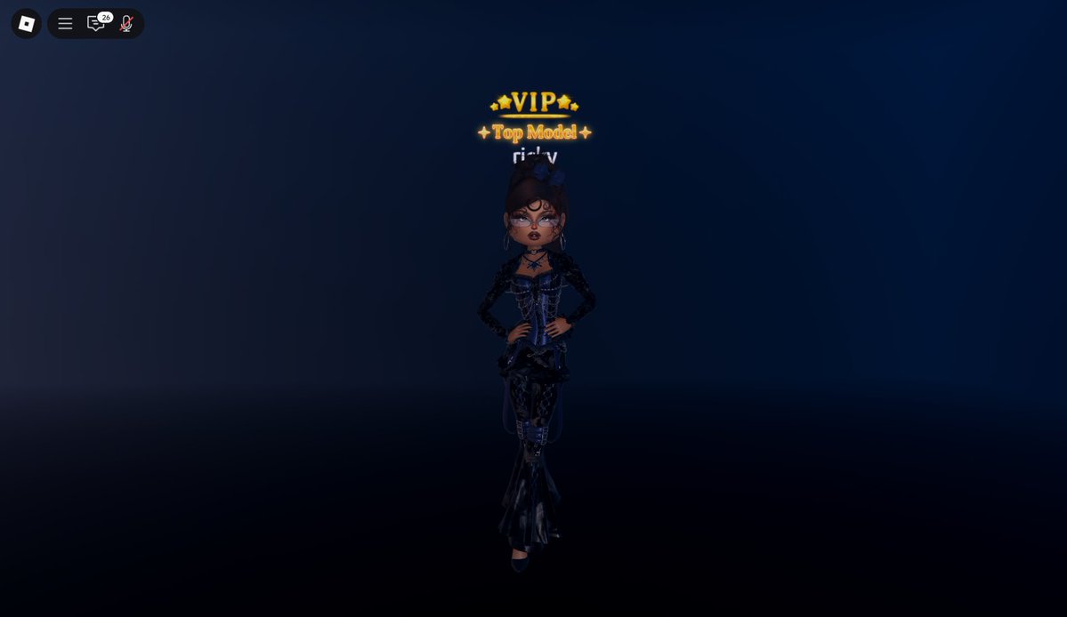 keepdriving888's tweet image. doing my own item lock/random item challenge. my items were:
plain black heels
heart choker
big pink bow