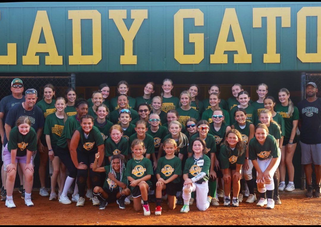 We had a great time at our Little Lady Gator Camp this week! 🐊🥎