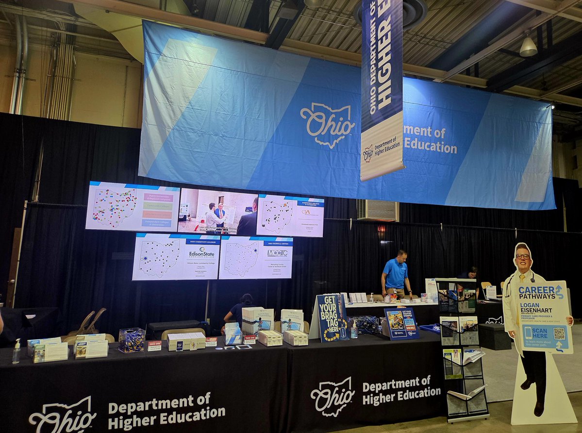 OhioHigherEd's tweet image. It's opening day at the @OhioStateFair! Come visit the ODHE booth in the Lausche Building, near the newly renovated 17th Avenue gate!
