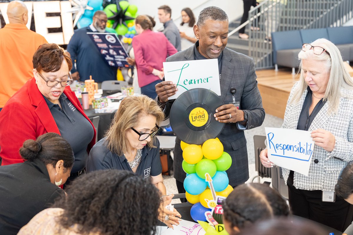 FortBendISDSupt's tweet image. Still feeling the rhythm and momentum from Day 2 of our Breakthrough Leadership Summit! We are ready to #LevelUP, and the energy is carrying us straight into an exciting new school year filled with purpose and possibility.
Thank you to Drum Cafe and the @EHS_Knightswire Drumline…
