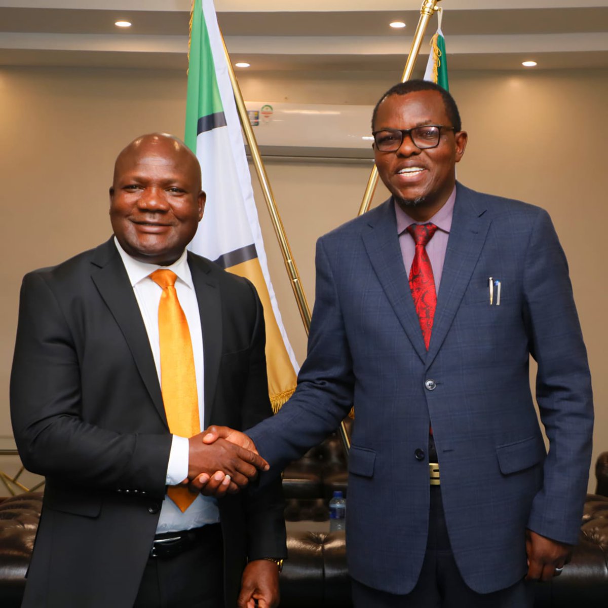 BarasaFernandes's tweet image. Welcomed Rev. Dr. Kenneth Adiara, the General Superintendent of the Pentecostal Assemblies of God Kenya (PAG-K), during a courtesy call to my office this evening. I appreciate the strong and collaborative relationship between the County Government of Kakamega and the Church.