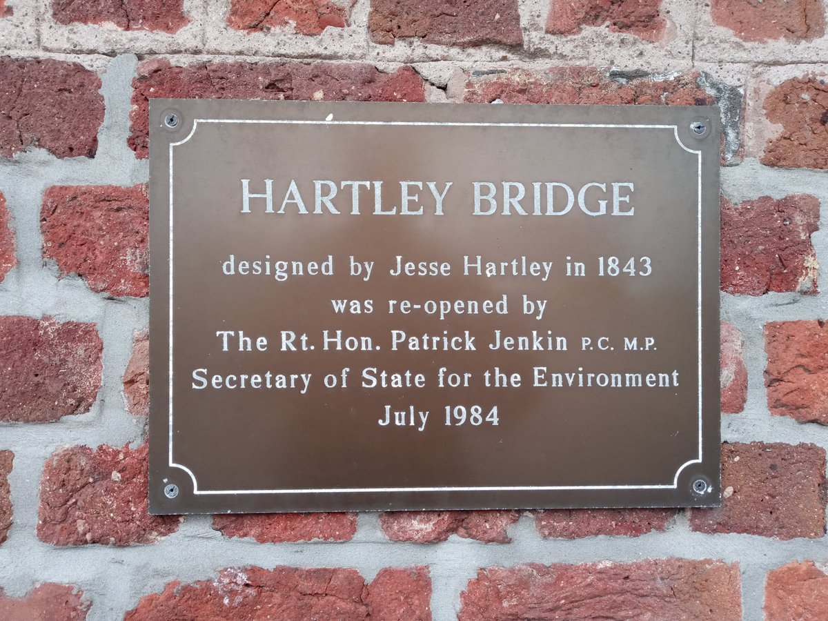Liverpool1207's tweet image. 23rd July 1984 - Environment Secretary Patrick Jenkin opened the restored 'Hartley Bridge' at Albert Dock.
#HeritageLiverpool