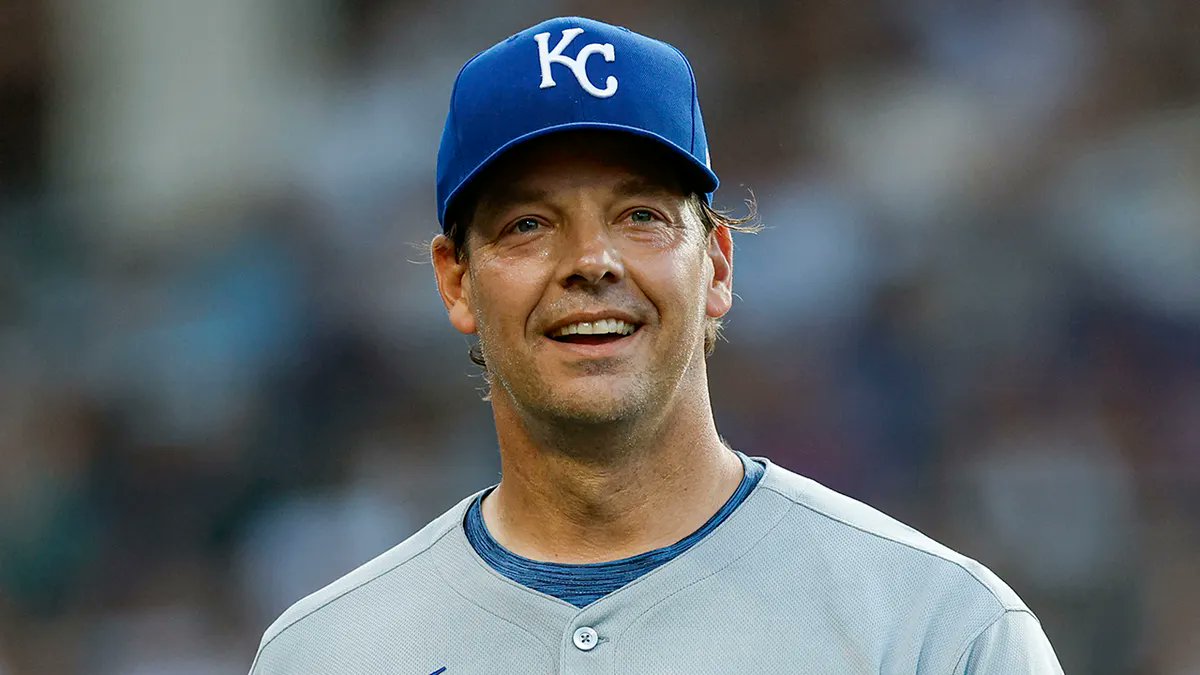RichEisenShow's tweet image. Today's You're-Never-Too-Over-the-Hill Show:
Rich Hill | @ChadMMurray | @cbrennansports
📺 therokuchannel.roku.com/watch/e25551b0…
📻 audacy.com/stations/riche…
☎️ 844-204-RICH
#NFL #NFLTrainingCamp #FreakierFriday #MLB