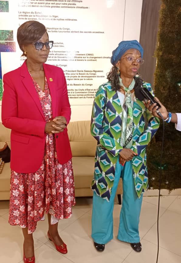 Min. Environnement, D. Durable & Bassin du Congo (@envddbc_gouvcg) on Twitter photo La Ministre <a href="/ASoudanNonault/">Arlette Soudan-Nonault</a> reçoit la représentante résidente du <a href="/PNUDRepduCongo/">PNUD Rép du Congo</a> <a href="/adamafooly/">Adama-Dian Barry</a>
⬇️⬇️
developpement-durable.gouv.cg/2025/07/23/con… La Ministre <a href="/ASoudanNonault/">Arlette Soudan-Nonault</a> reçoit la représentante résidente du <a href="/PNUDRepduCongo/">PNUD Rép du Congo</a> <a href="/adamafooly/">Adama-Dian Barry</a>
⬇️⬇️
developpement-durable.gouv.cg/2025/07/23/con…
