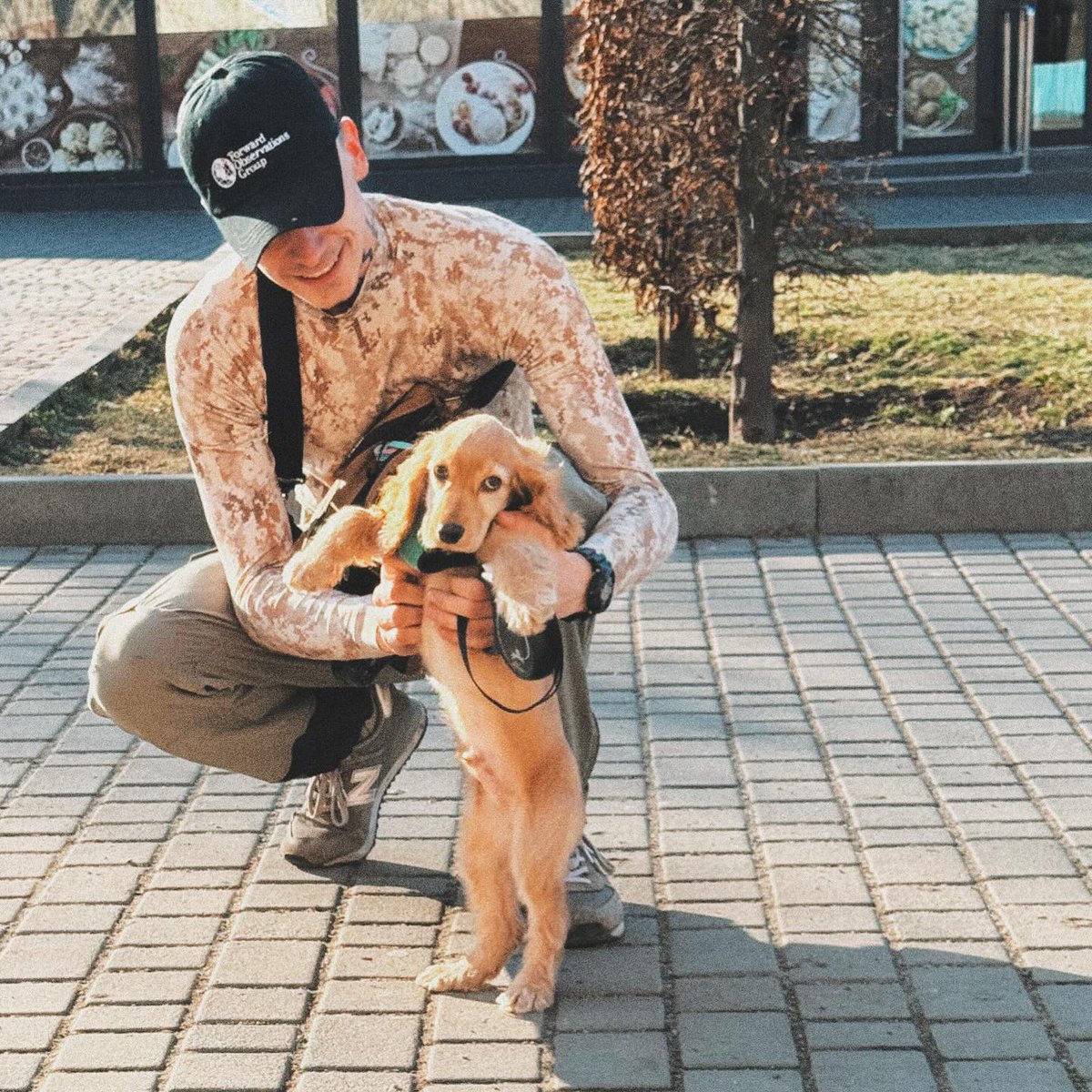 loki_8_8_'s tweet image. Одна з перших прогулянок з сином ♥️