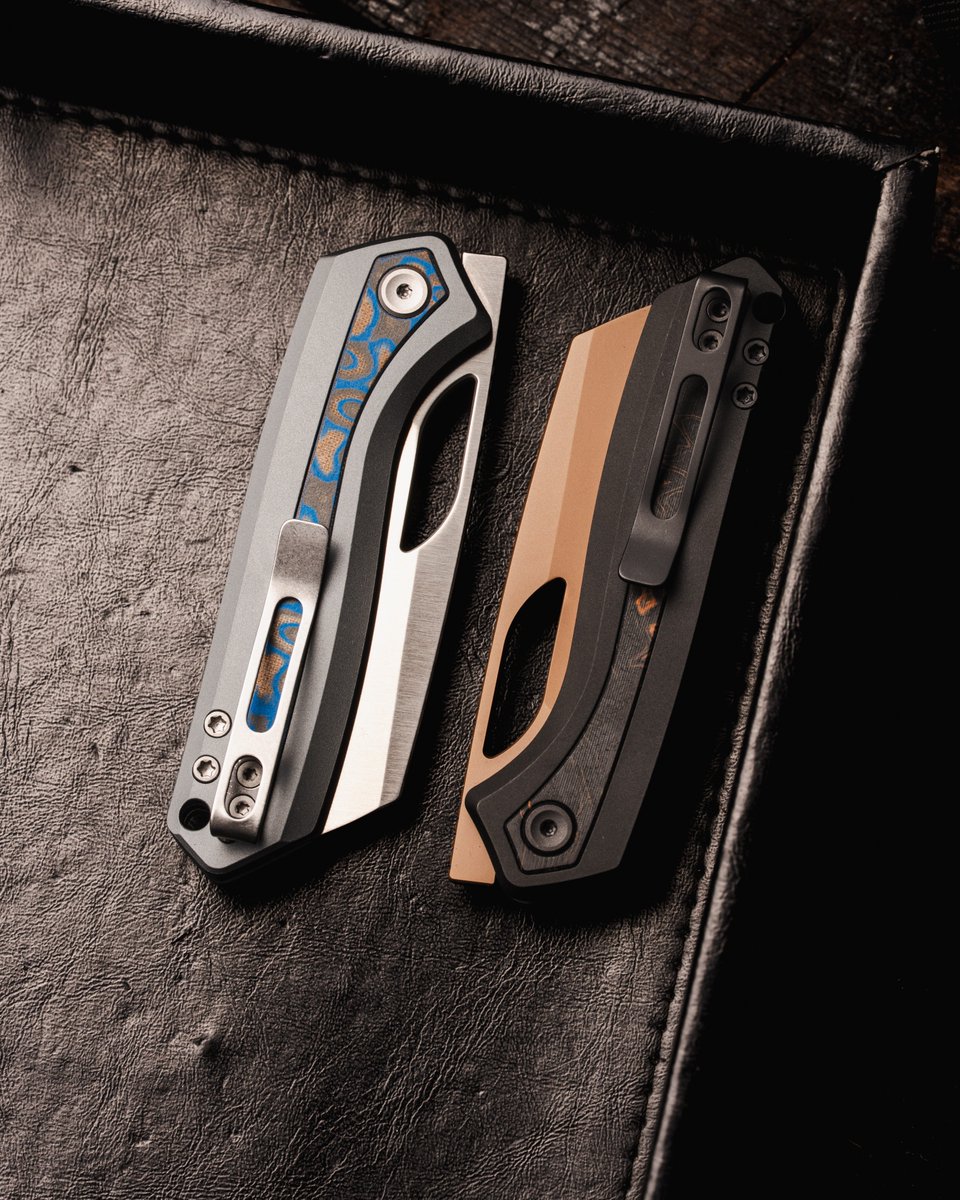 BladeHQ's tweet image. Meet Krok - A brand new model from Vosteed

This striking EDC has a killer aesthetic that’s as practical as it is eye-catching. And that extra wide reverse tanto blade handles any daily task you throw at it.

Check out all 4 variants at the link below!
🔗 bit.ly/4o6aYU4